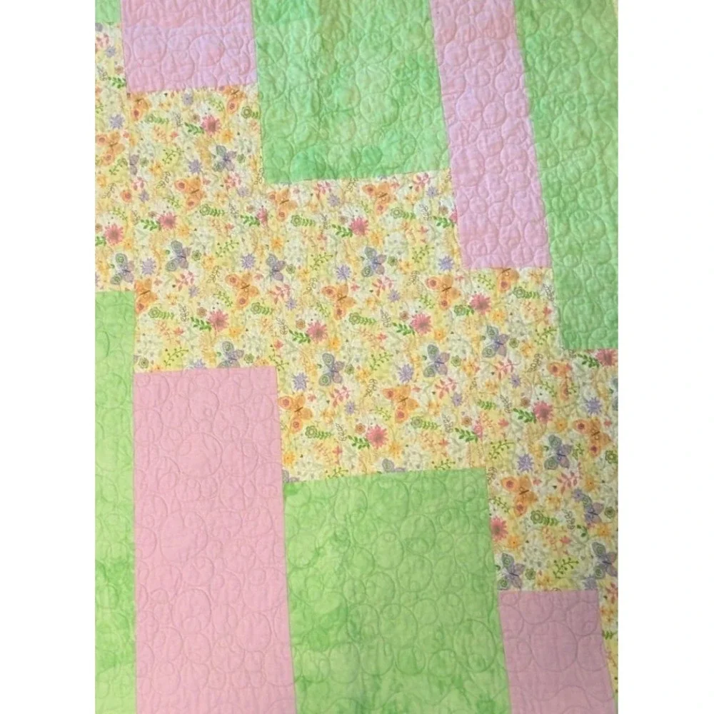 Handmade Patchwork Quilt Triangle Butterfly 42x37 High Desert Quilt Guild Green